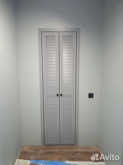 Жалюзийные двери на заказ