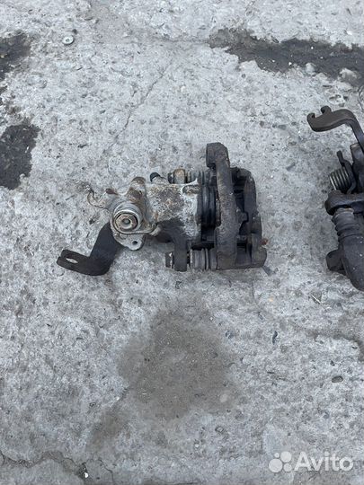 Задние суппорта Hyundai Elantra 3 xd