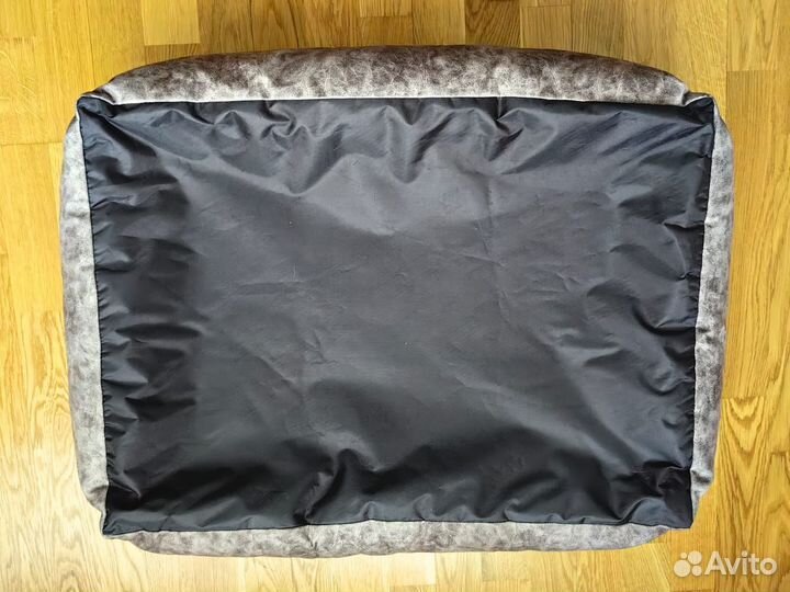 Лежанка для кошек