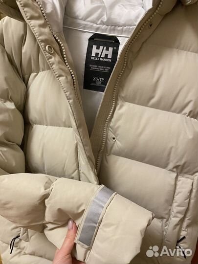 Пуховик helly hansen xs