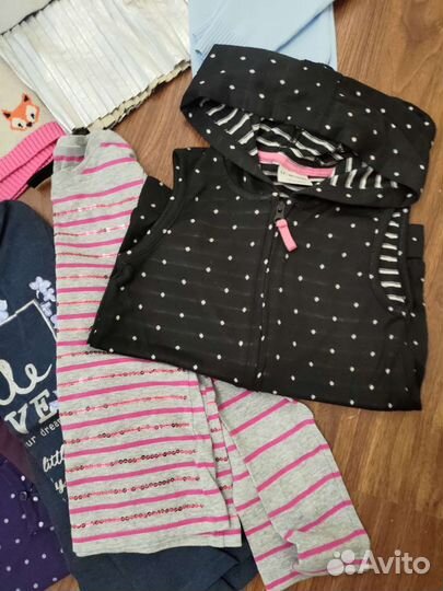 Одежда на девочку 122-128 р (толстовка, платье.)