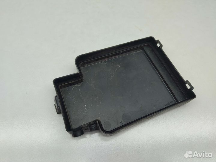 Крышка блока предохранителей Honda Domani MA4
