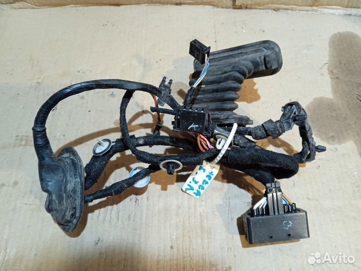 Проводка двери Volkswagen Jetta 5