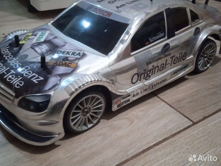 Машинка AMG Mercedes C-Class DTM 2008