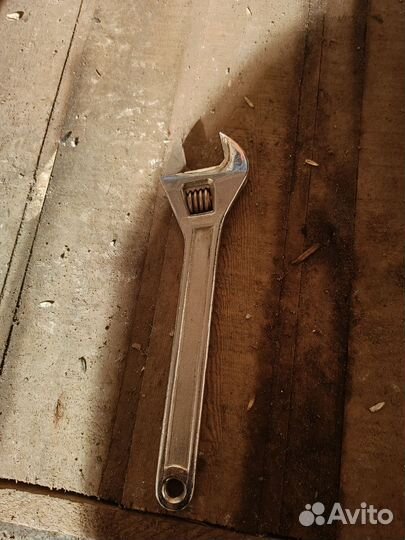 Разводной ключ СССР