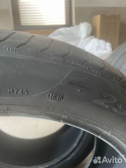 Pirelli P Zero 295/40 R21