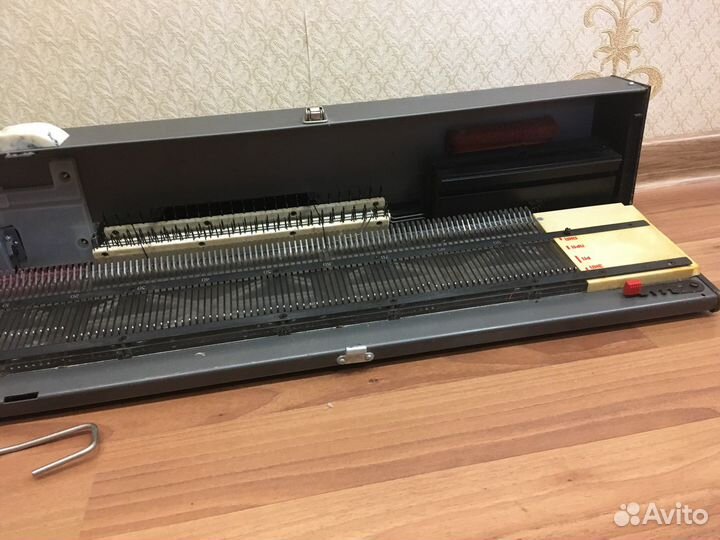 Машина вязальная ручная Нева-5