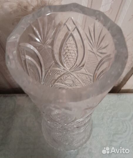 Ваза для цветов хрустальная 28 см