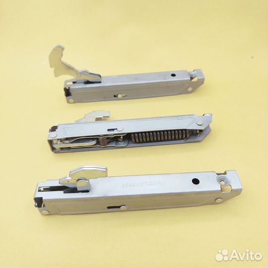 Петля двери духовки для плиты Горенье Gorenje