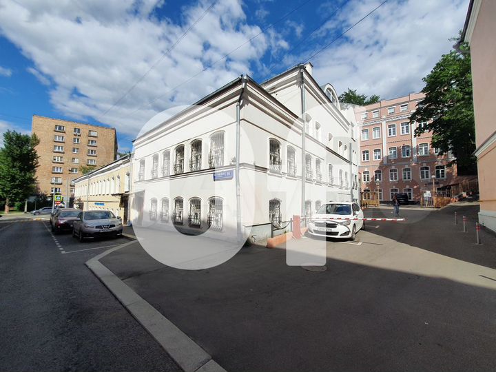 Продам здание, 839 м²