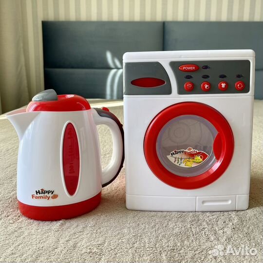 Стиральная машина и чайник