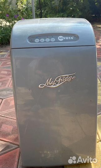 Минихолодильник в машину Miyota