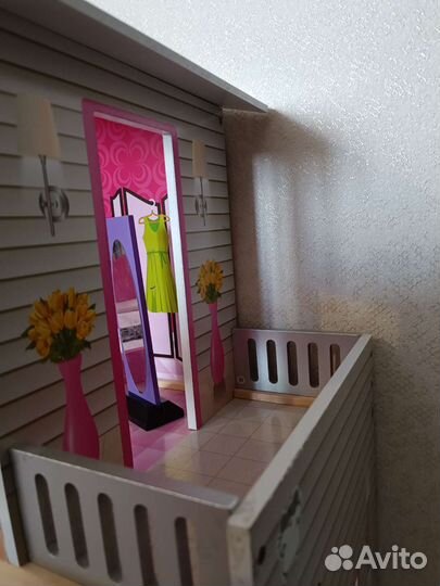 Большой кукольный домик