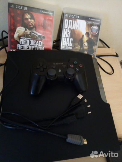 Sony PS3 в комплекте 2 игры