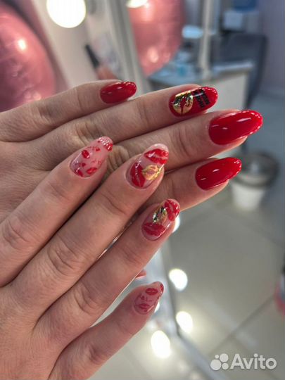 Мастер маникюра и педикюра