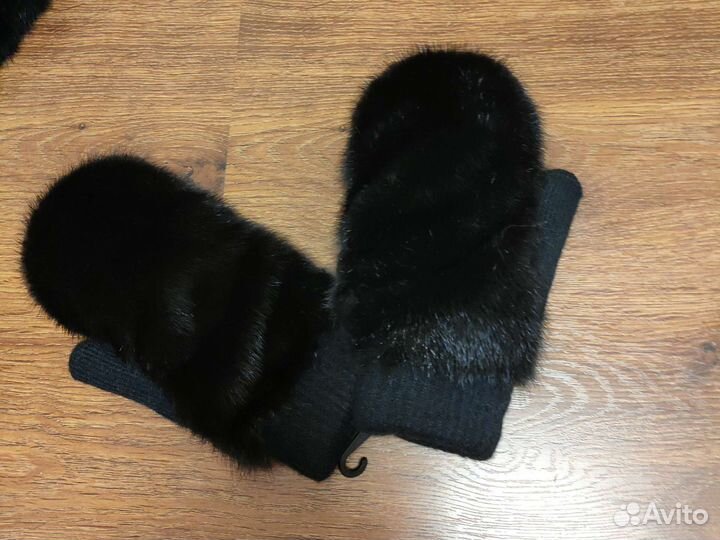 Варежки с мехом норки