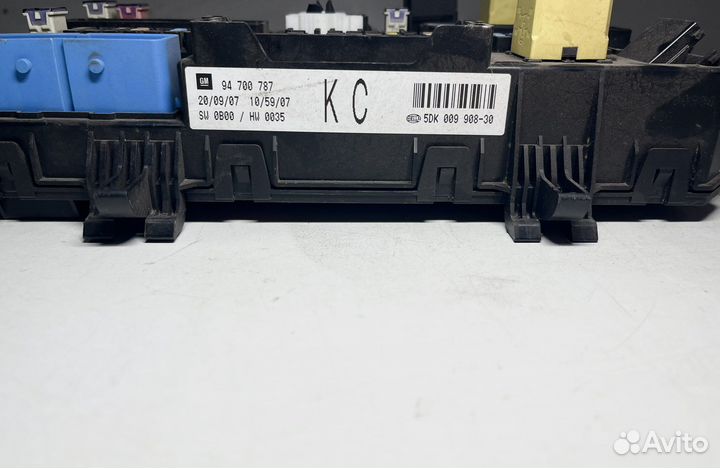 Блок предохранителей Opel Astra H