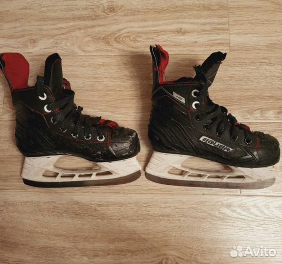 Нагрудник хоккейный easton junior s, коньки,форма