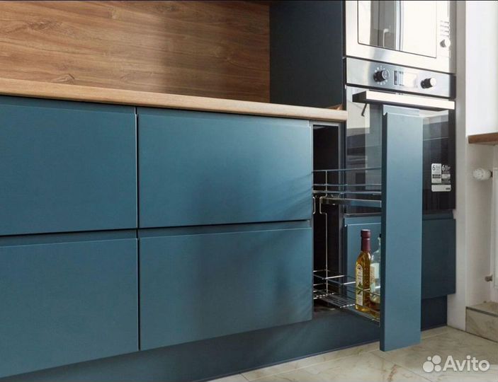 Кухня на заказ без ручек до потолка