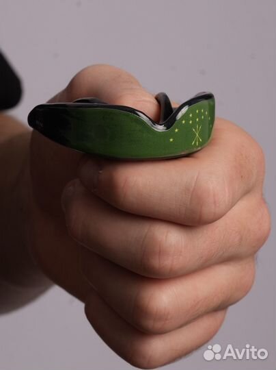 Капа боксерская с флагом