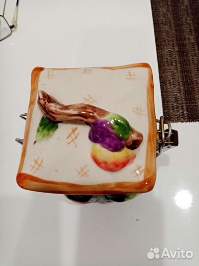 Банка 2 штуки