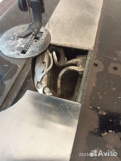 Швейная машина Singer