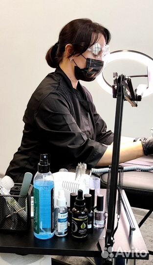 Маникюр/педикюр/наращивание