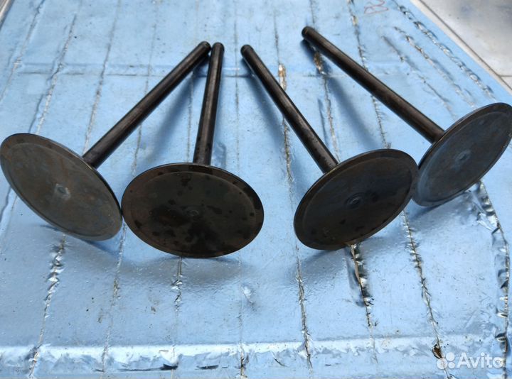 Клапан впускной 6.2 L86 Кадиллак Эскалэйд Тахо