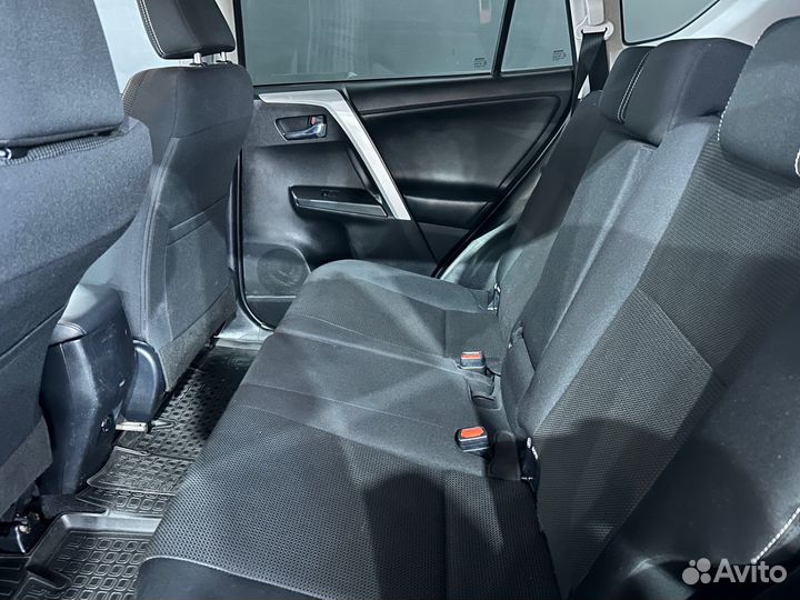 Toyota RAV4 2.0 CVT, 2017, 136 143 км