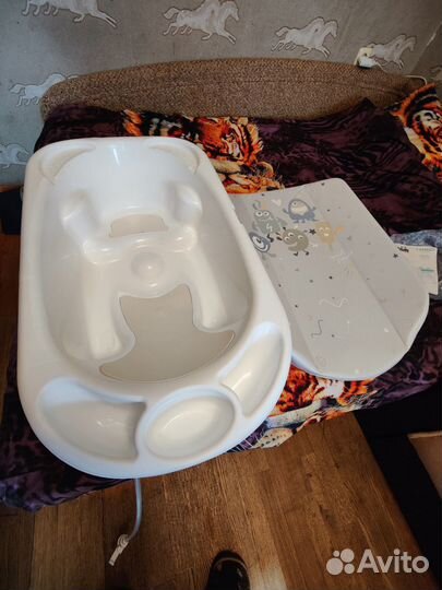 Стол пеленальный с ванной и лейкой Cam