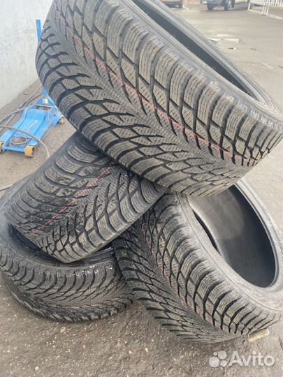 Nokian Tyres Hakkapeliitta R3 SUV 275/40 R21