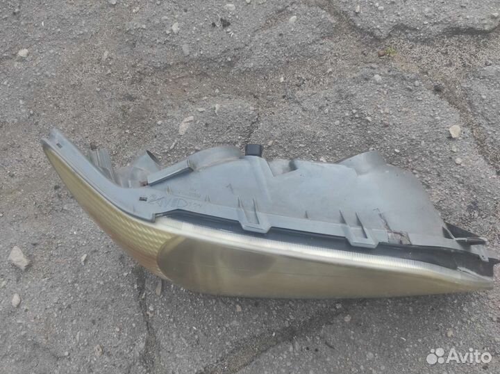 Фара lexus is200/altezza