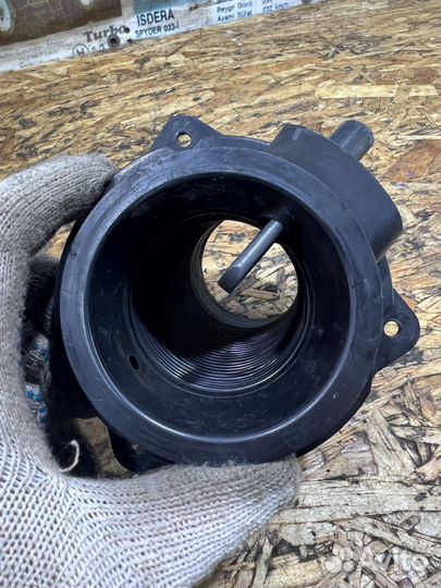 Патрубок воздушный Фольксваген Пассат B6