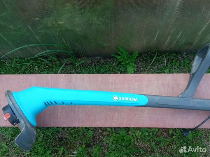 Триммер bosch art 23 easytrim,gardena 9805