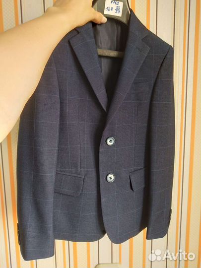 Пиджак для мальчика 128