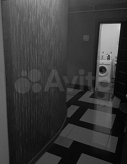 Комната 11 м² в 4-к., 2/5 эт.