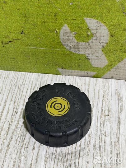 Крышка бачка тормозной жидкости Опель Астра Джи