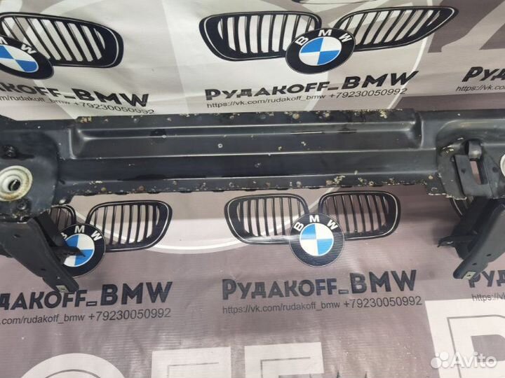 Рамка радиатора Bmw X5 E53 M54B30 2005