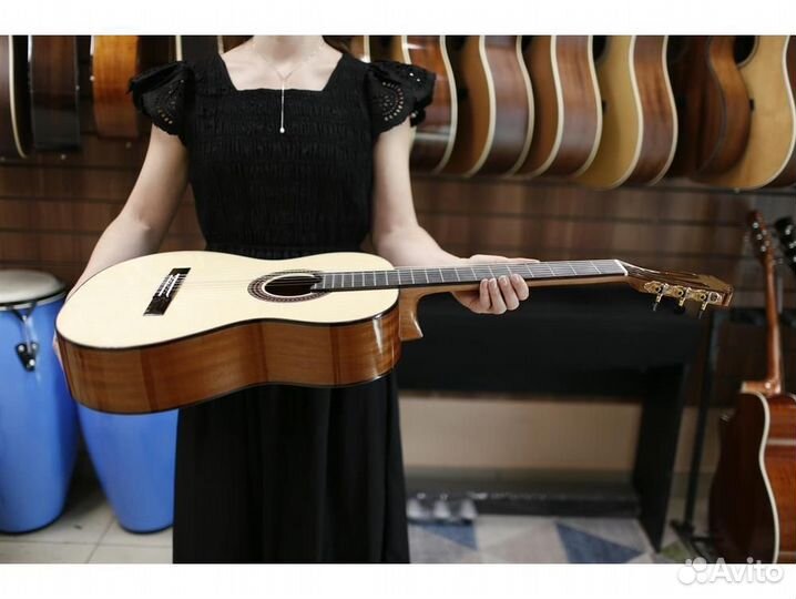 Martinez MC-48S - Классическая гитара