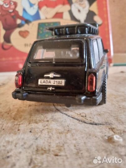 Модель автомобиля ваз 2102