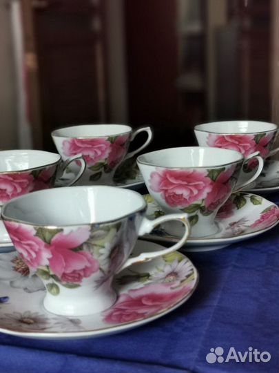 Набор кружки с блюдцами