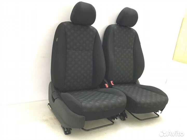 Сиденье переднее Kia Rio X-line G4FG 2020