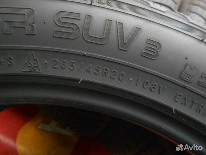 Nokian Tyres WR SUV 3 265/45 R20