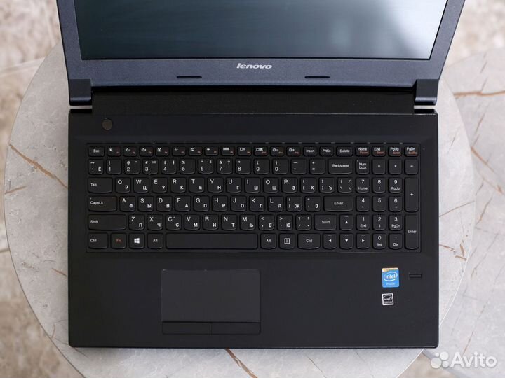 Ноутбук Lenovo