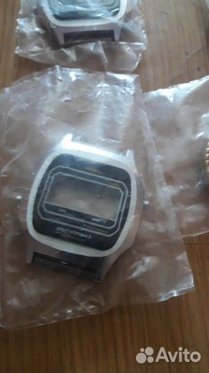 Корпуса для часов электроника новые