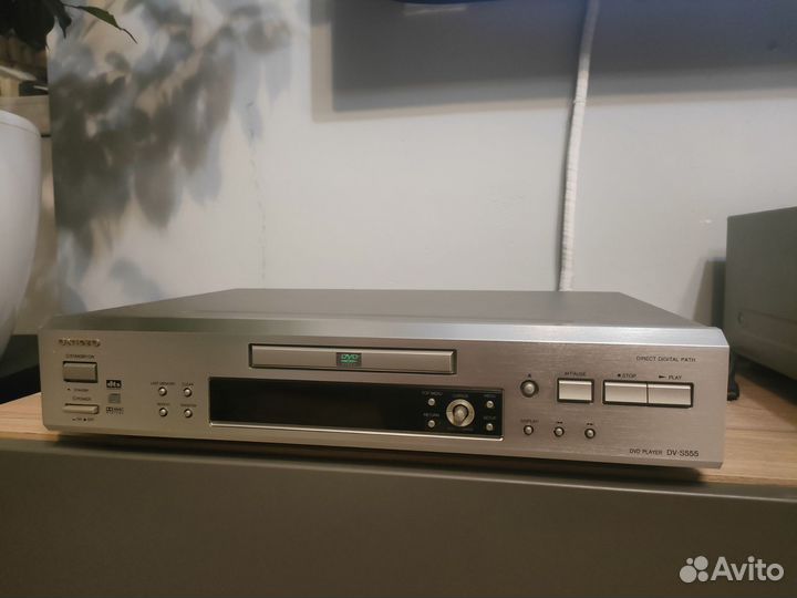 Onkyo tx-sr600e