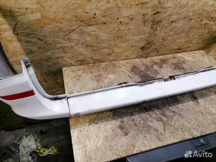 Бампер задний Mercedes Benz V639