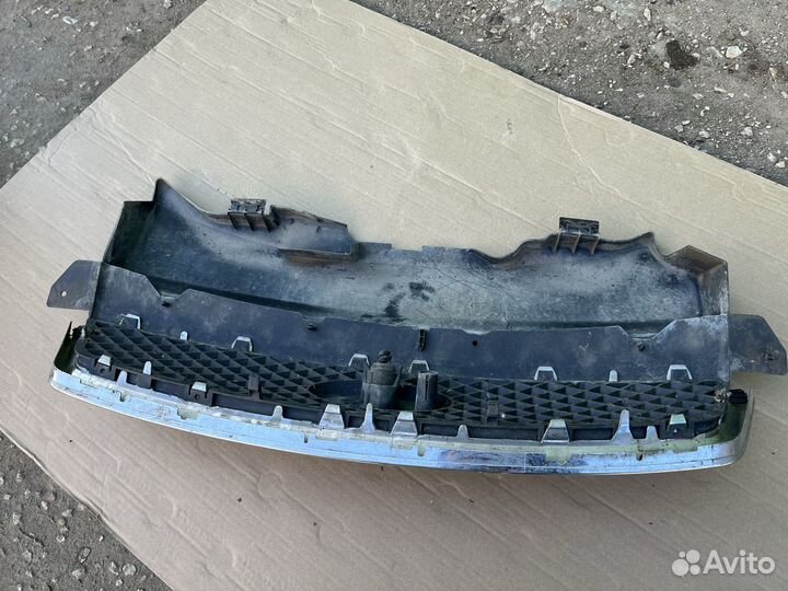 Решетка радиатора Форд Фокус 2