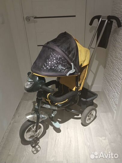 Велосипед с родительской ручкой Racer trike Jaguar