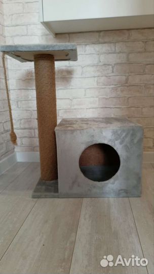 Домик для кошки с когтеточкой бу